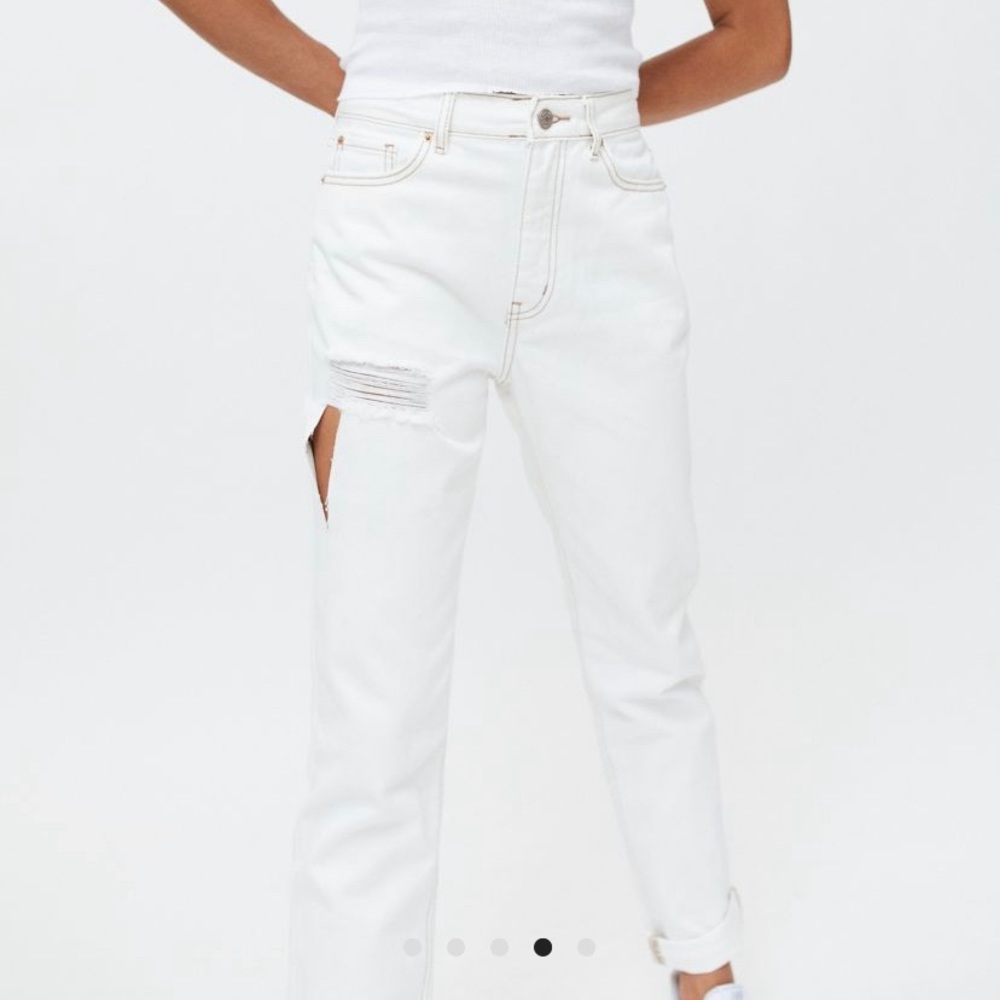 NWT BDG Urban Outfitters High waisted mom jeans Sz 33